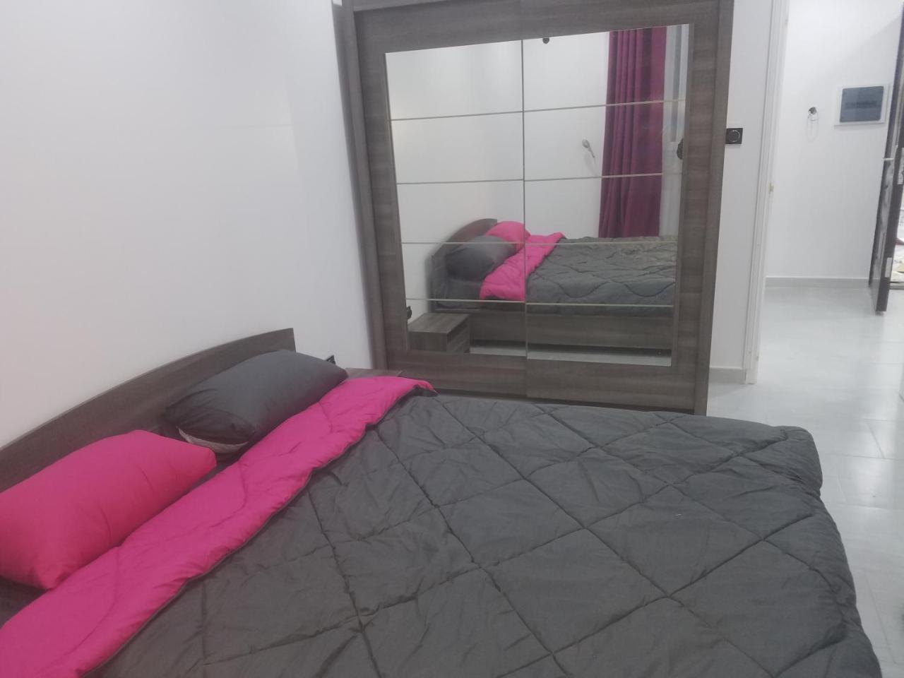 Hostel Les Pins Alger Ngoại thất bức ảnh